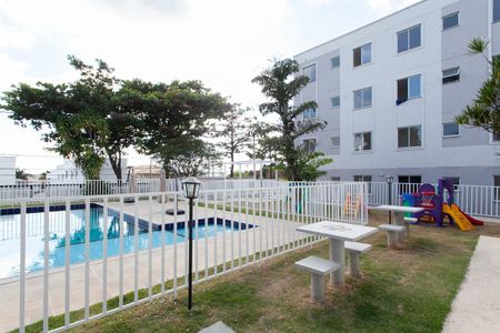 Apartamento para alugar com 45m², 2 quartos e 1 vaga Apartamento para alugar com 45m², 2 quartos e 1 vagaÁrea comum - Piscina