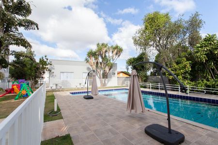 Apartamento para alugar com 45m², 2 quartos e 1 vaga Apartamento para alugar com 45m², 2 quartos e 1 vagaÁrea comum - Piscina