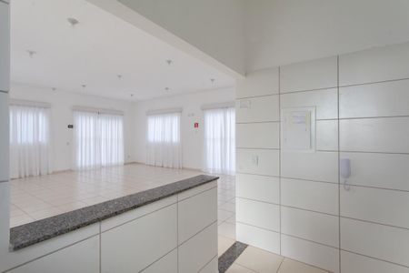 Apartamento para alugar com 45m², 2 quartos e 1 vaga Apartamento para alugar com 45m², 2 quartos e 1 vagaÁrea comum - Salão de festas