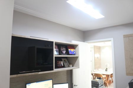 Apartamento à venda com 144m², 3 quartos e 2 vagasEscritório