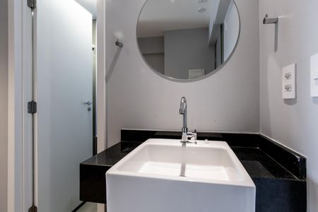 Studio para alugar com 24m², 1 quarto e sem vaga Studio para alugar com 24m², 1 quarto e sem vagaBanheiro