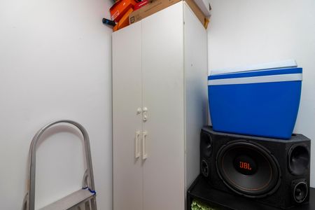 Casa à venda com 180m², 3 quartos e 3 vagasQuarto de Serviço