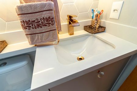 Casa à venda com 180m², 3 quartos e 3 vagasBanheiro da Suíte 1