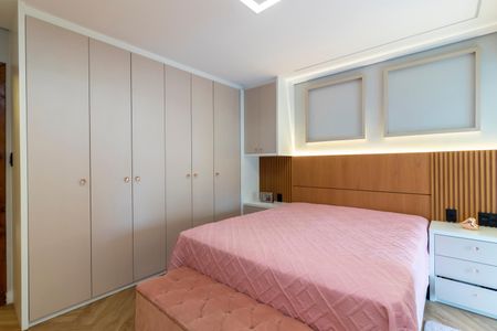 Casa à venda com 180m², 3 quartos e 3 vagasSuíte 1