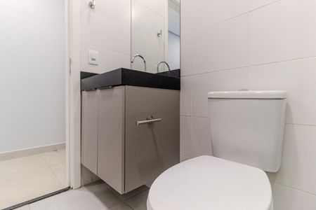 Apartamento para alugar com 38m², 1 quarto e sem vaga Apartamento para alugar com 38m², 1 quarto e sem vagaBanheiro Social