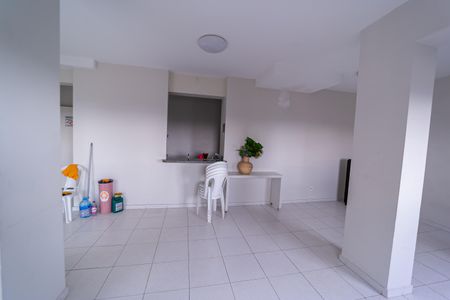 Apartamento à venda com 65m², 2 quartos e 1 vaga Apartamento à venda com 65m², 2 quartos e 1 vagaÁrea comum - Salão de festas