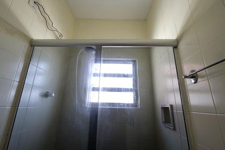 Casa à venda com 70m², 2 quartos e 2 vagasBanheiro da Suíte