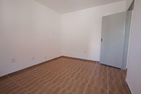 Casa à venda com 70m², 2 quartos e 2 vagasSuíte
