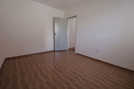 Casa à venda com 70m², 2 quartos e 2 vagasSuíte