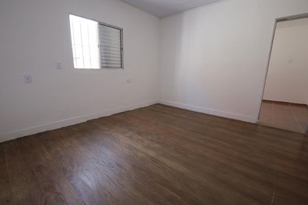 Casa à venda com 70m², 2 quartos e 2 vagasQuarto 