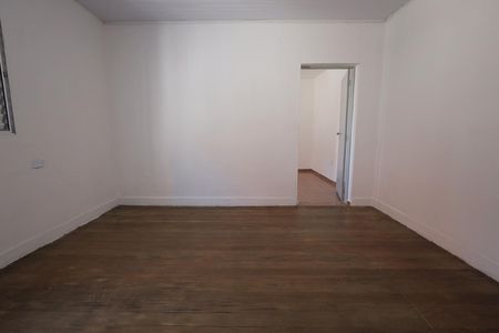 Casa à venda com 70m², 2 quartos e 2 vagasQuarto 