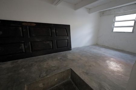Casa à venda com 70m², 2 quartos e 2 vagasQuarto da Edícula