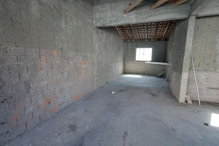 Casa à venda com 70m², 2 quartos e 2 vagasGaragem