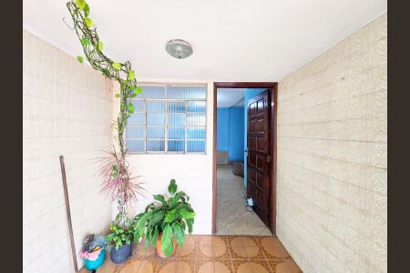 Casa para alugar com 120m², 2 quartos e 2 vagasVaranda 