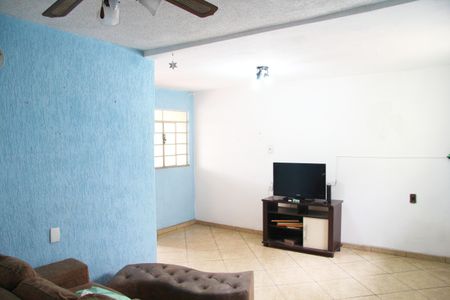 Sala  de casa para alugar com 2 quartos, 120m² em Vila Harmonia, Guarulhos