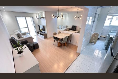 Sala de apartamento à venda com 3 quartos, 76m² em Campestre, Santo André