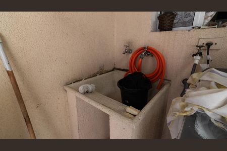 Casa à venda com 118m², 2 quartos e 2 vagas Casa à venda com 118m², 2 quartos e 2 vagasÁrea de Serviço