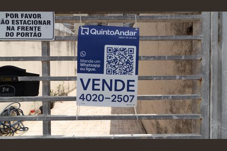 Casa à venda com 118m², 2 quartos e 2 vagas Casa à venda com 118m², 2 quartos e 2 vagasPlaquinha