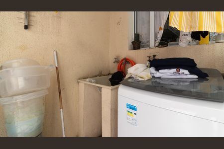 Casa à venda com 118m², 2 quartos e 2 vagas Casa à venda com 118m², 2 quartos e 2 vagasÁrea de Serviço