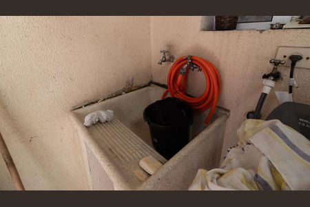 Casa à venda com 118m², 2 quartos e 2 vagas Casa à venda com 118m², 2 quartos e 2 vagasÁrea de Serviço