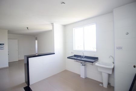 Apartamento à venda com 96m², 2 quartos e 2 vagas Apartamento à venda com 96m², 2 quartos e 2 vagasCozinha e Área de Serviço