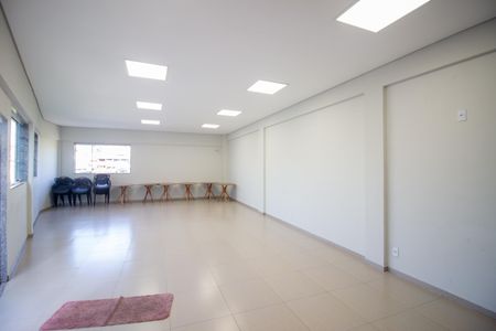 Apartamento à venda com 96m², 2 quartos e 2 vagas Apartamento à venda com 96m², 2 quartos e 2 vagasÁrea comum - Salão de festas