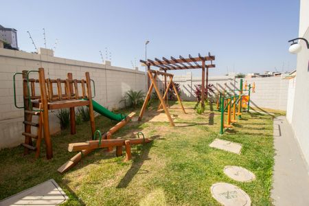 Apartamento à venda com 96m², 2 quartos e 2 vagas Apartamento à venda com 96m², 2 quartos e 2 vagasÁrea comum - Playground