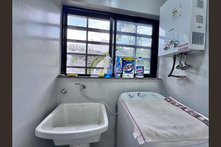 Apartamento à venda com 72m², 2 quartos e 1 vaga Apartamento à venda com 72m², 2 quartos e 1 vagaÁrea de Serviço