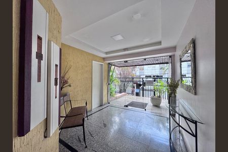 Apartamento à venda com 72m², 2 quartos e 1 vaga Apartamento à venda com 72m², 2 quartos e 1 vagaÁrea comum
