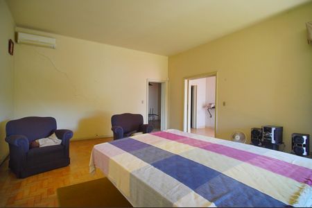 Sala de casa à venda com 5 quartos, 380m² em Centro, São Leopoldo