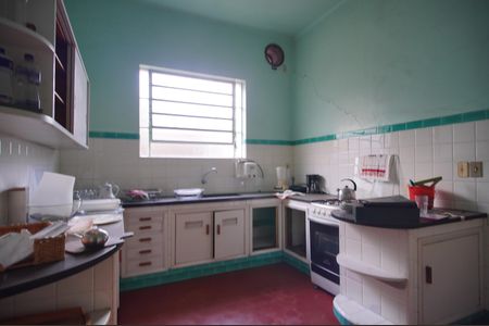 Casa à venda com 380m², 5 quartos e 5 vagasCozinha