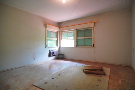 Casa à venda com 380m², 5 quartos e 5 vagasQuarto 1