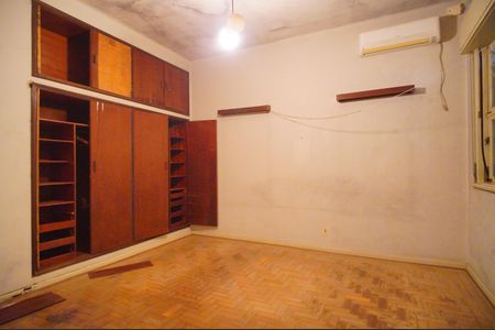 Casa à venda com 380m², 5 quartos e 5 vagasQuarto 3