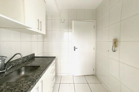 Cozinha de apartamento para alugar com 3 quartos, 70m² em Cinquentenario, Belo Horizonte