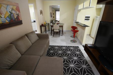 Sala de apartamento para alugar com 1 quarto, 50m² em Cambuí, Campinas
