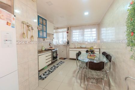 Apartamento à venda com 131m², 2 quartos e sem vagaCozinha