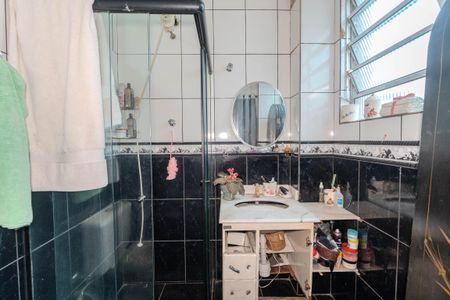 Apartamento à venda com 131m², 2 quartos e sem vagaBanheiro da Suíte
