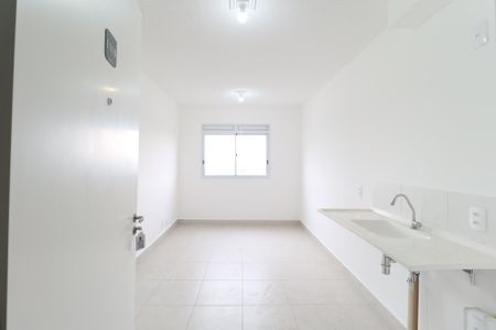Sala/Cozinha de apartamento para alugar com 2 quartos, 32m² em Vila Maria, São Paulo
