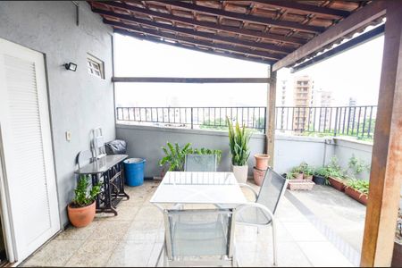Apartamento à venda com 273m², 4 quartos e 1 vagaTerraço