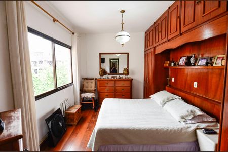 Apartamento à venda com 273m², 4 quartos e 1 vagaSuíte 2