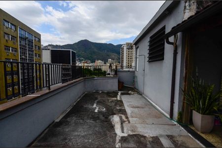 Apartamento à venda com 273m², 4 quartos e 1 vagaTerraço