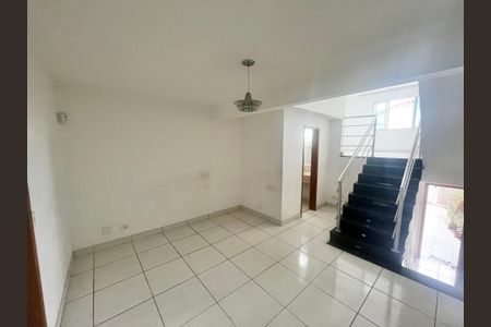 Casa à venda com 104m², 3 quartos e 2 vagasSala 2