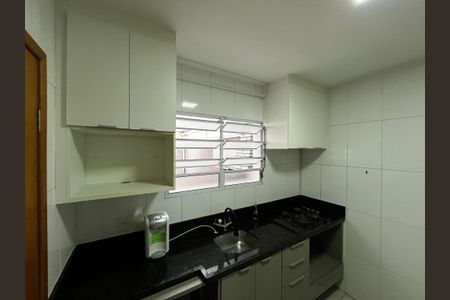 Casa à venda com 104m², 3 quartos e 2 vagasCozinha