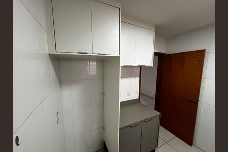 Casa à venda com 104m², 3 quartos e 2 vagasCozinha