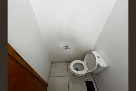 Casa à venda com 104m², 3 quartos e 2 vagasLavabo