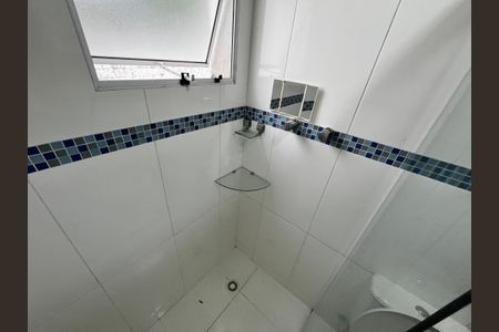 Casa à venda com 104m², 3 quartos e 2 vagasBanheiro