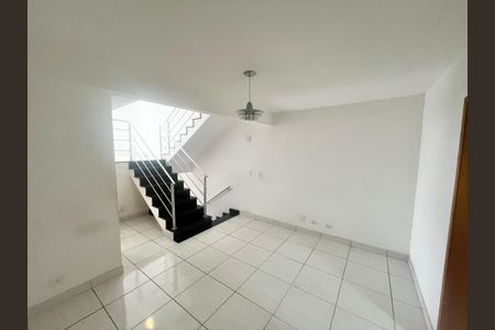 Casa à venda com 104m², 3 quartos e 2 vagasSala 2