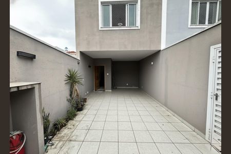 Casa à venda com 104m², 3 quartos e 2 vagasGaragem