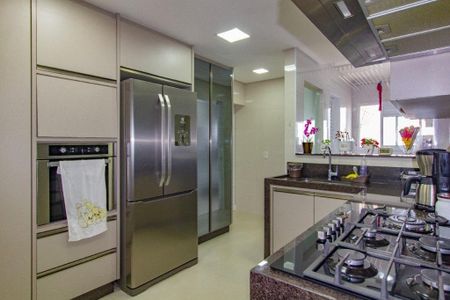 Apartamento à venda com 124m², 3 quartos e 2 vagas Apartamento à venda com 124m², 3 quartos e 2 vagasFoto 02