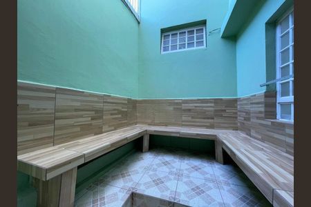 Casa à venda com 250m², 1 quarto e sem vaga